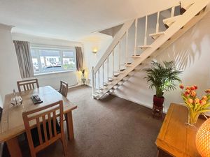 Dining room- click for photo gallery